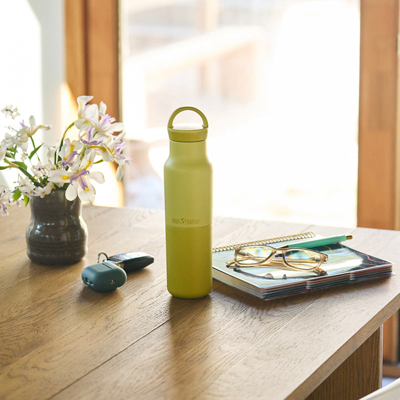 12oz-rise-classic-with-arch-loop-cap-h9 12oz_rise_classic_insulated_acacia_table_square.jpg