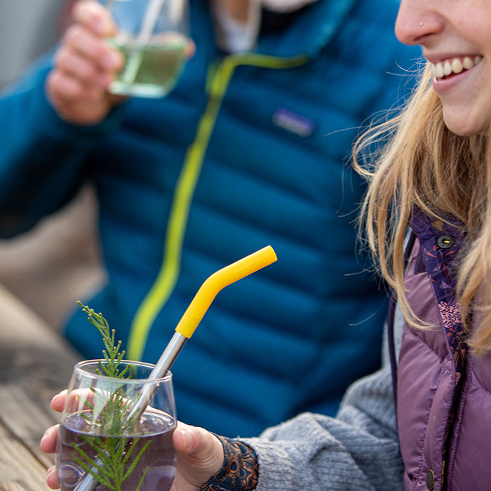 straw-4-pack-i1 recycled_steel_straw_drink_smile_lifestyle.jpg