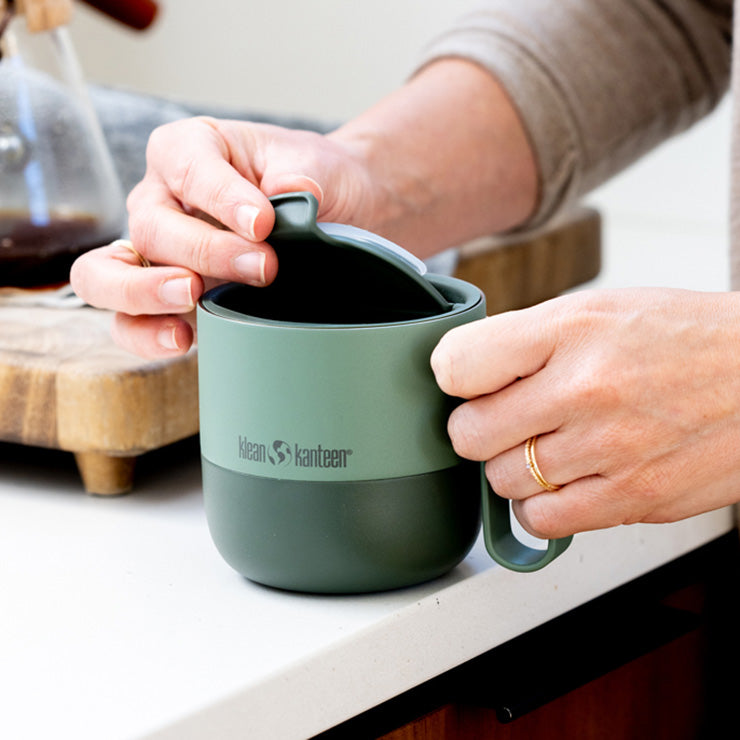 flip-lid-z7 rise_flip_lid_large_coffee_mug.jpg
