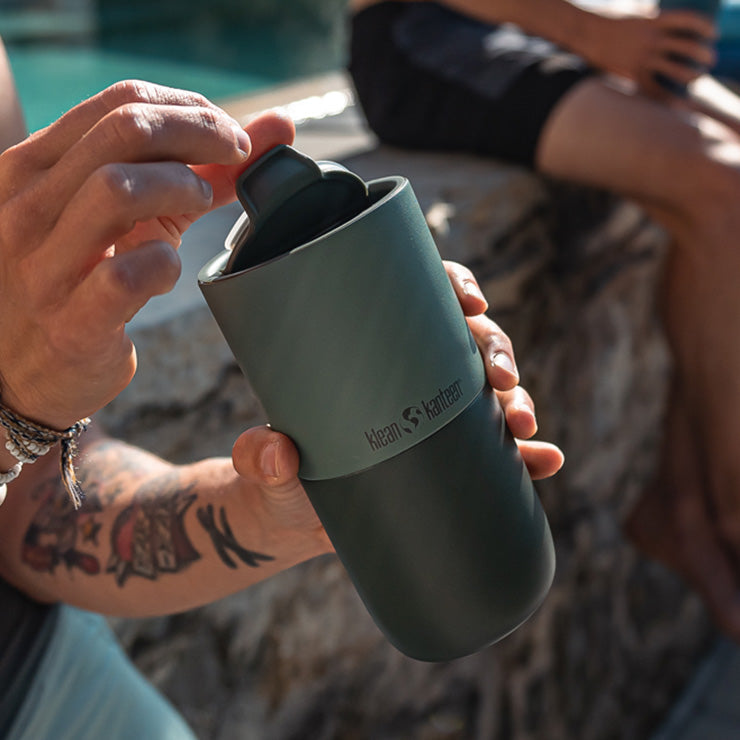 flip-lid-z7 rise_flip_lid_small_tumbler_open.jpg