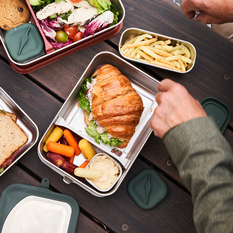 10oz-rise-food-box-snack-e1 rise_food_boxes_topdown_group_snack_square.jpg